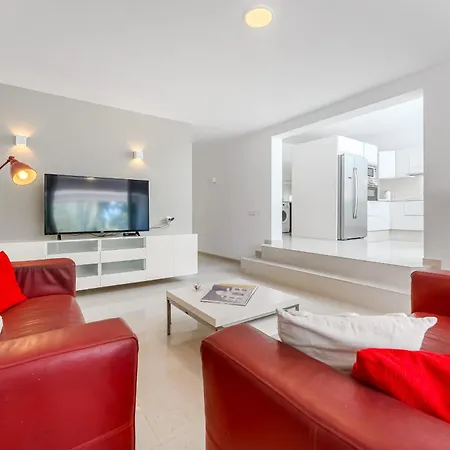 Palmera Sky Terrace Apartment *